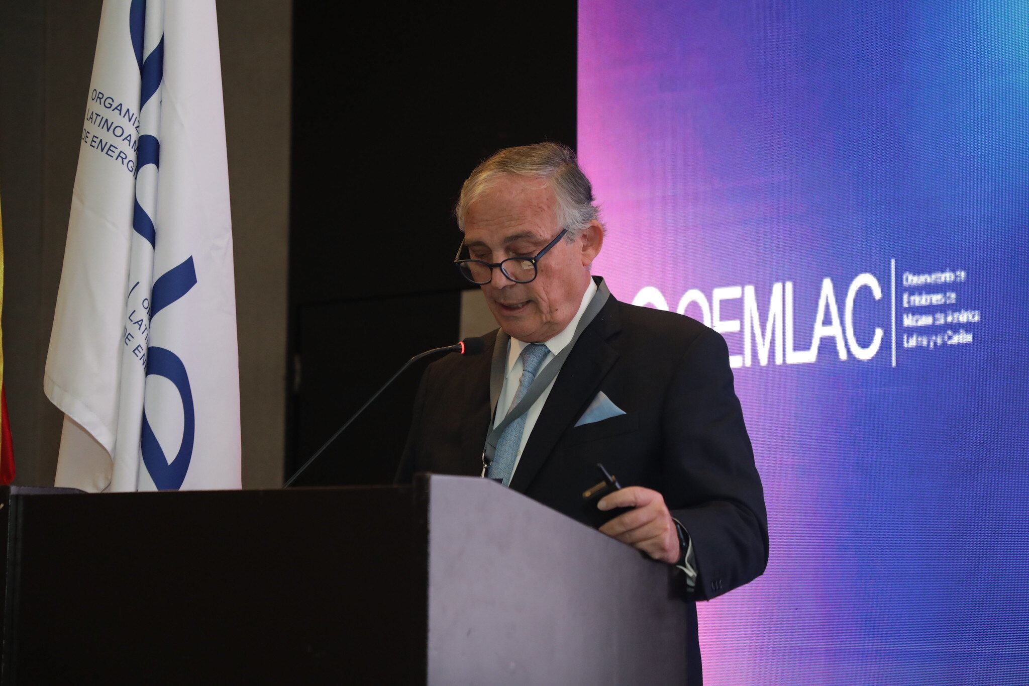 Data Management in Exploration Security, Knowledge, and Resources